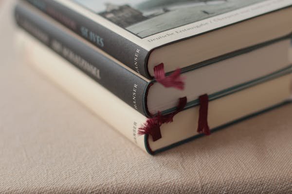 Découvrez l'univers des livres cadeaux uniques et écologiques